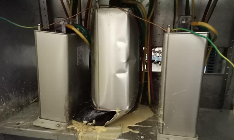 低壓電容器爆炸之前會(huì)出現(xiàn)哪些特征2