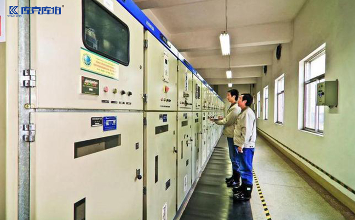 電力電容器