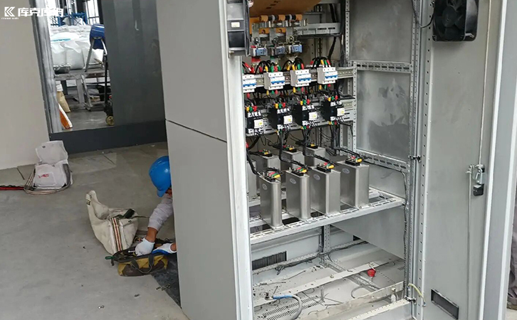 電力電容器