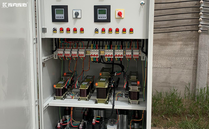 電力電容器