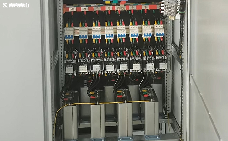 電力電容