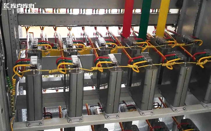 自愈式低電壓并聯(lián)電容器